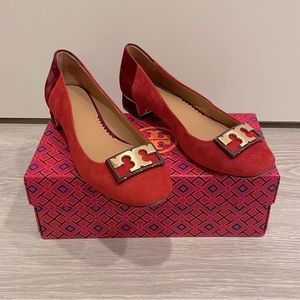 Tory Burch Gigi 20mm Round Toe Flat Suede